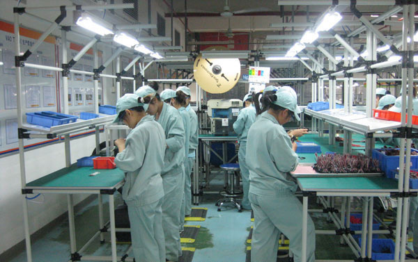 ������U����