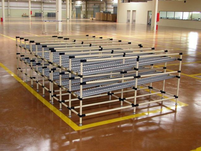 �������